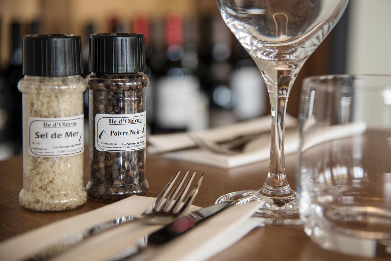 Les Bains Boyardville - Hotel Et Restaurant Luaran gambar