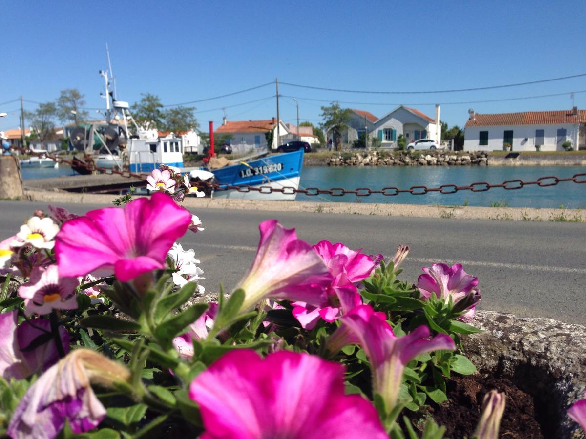Les Bains Boyardville - Hotel Et Restaurant Luaran gambar