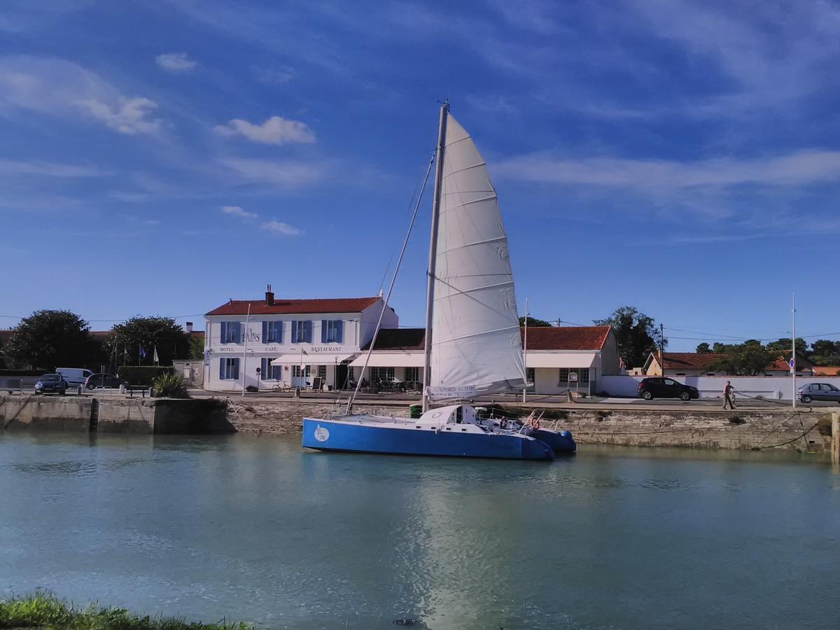 Les Bains Boyardville - Hotel Et Restaurant Luaran gambar