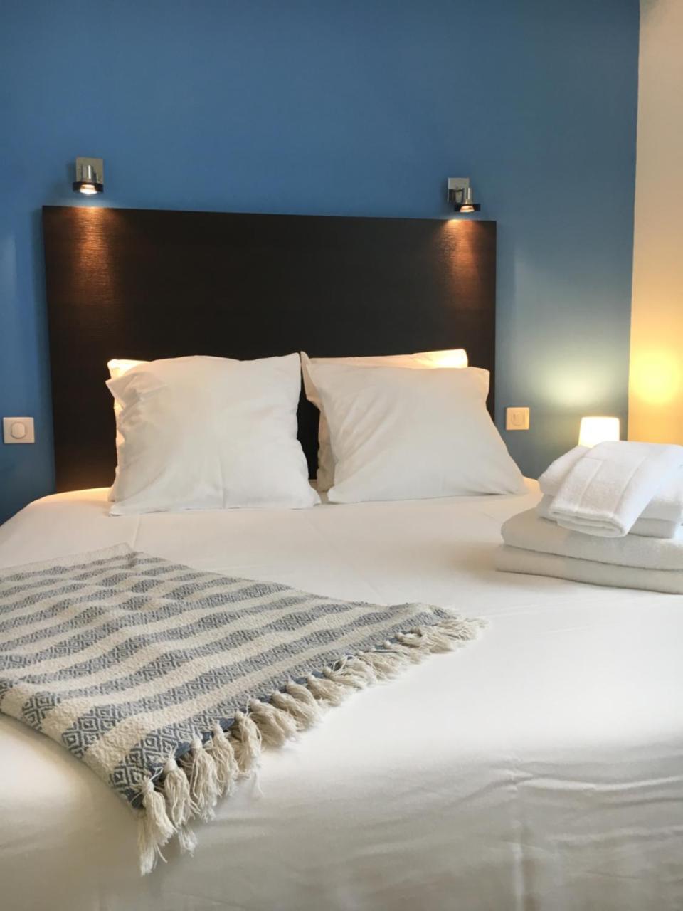 Les Bains Boyardville - Hotel Et Restaurant Luaran gambar