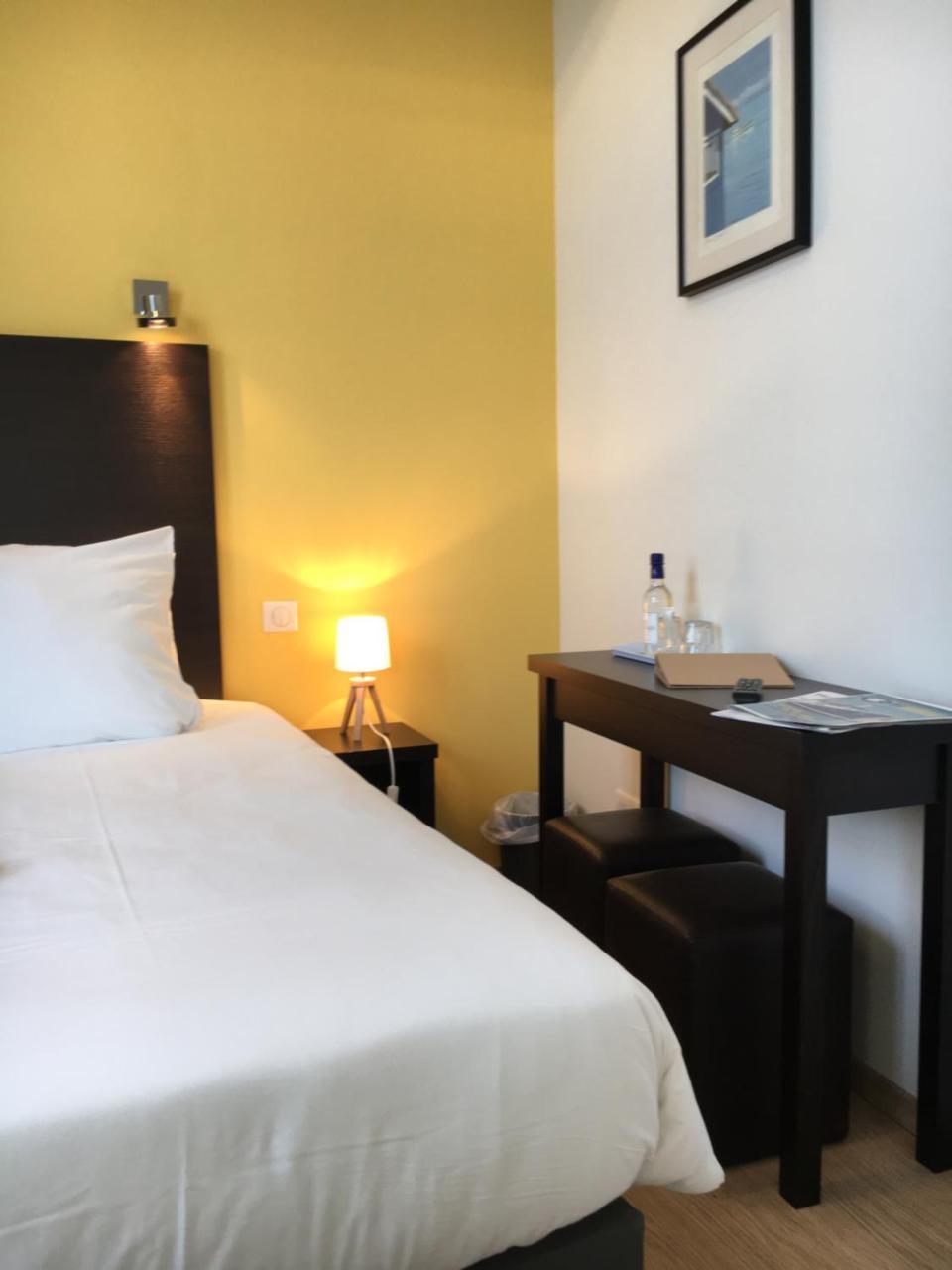 Les Bains Boyardville - Hotel Et Restaurant Luaran gambar
