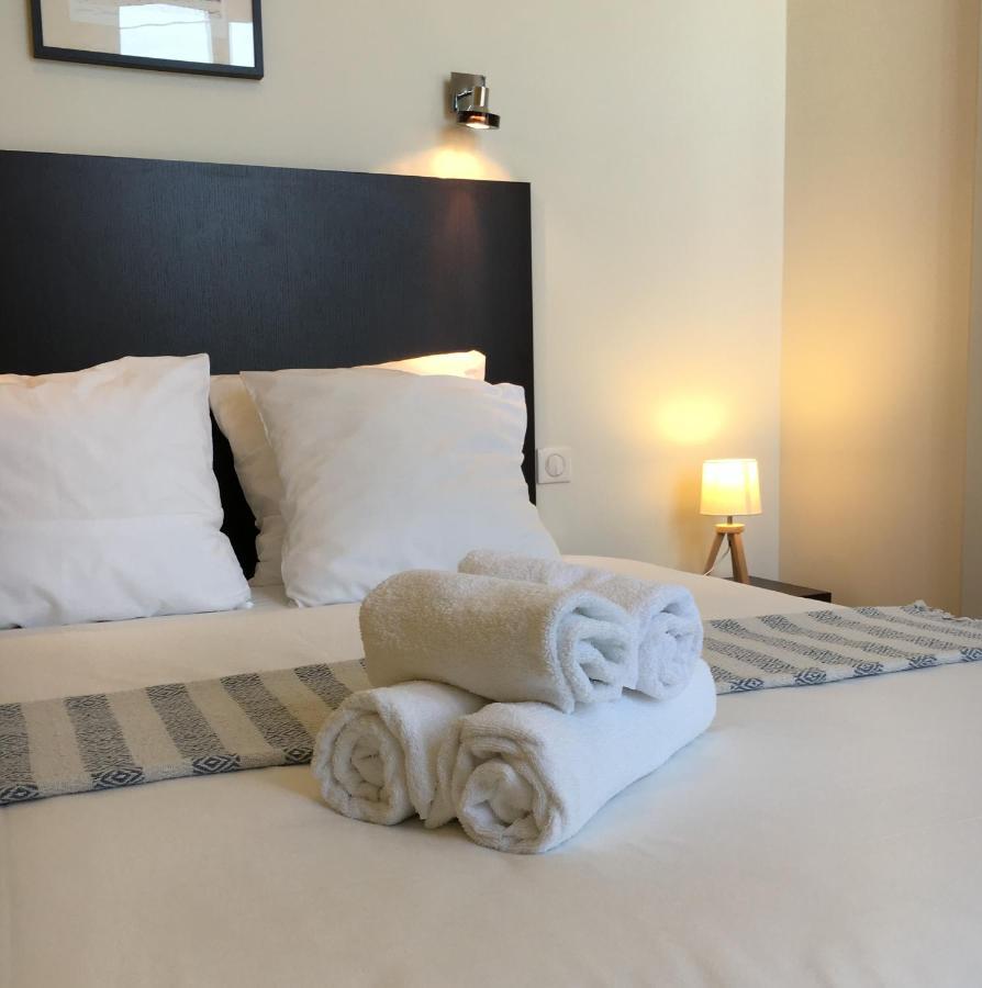 Les Bains Boyardville - Hotel Et Restaurant Luaran gambar